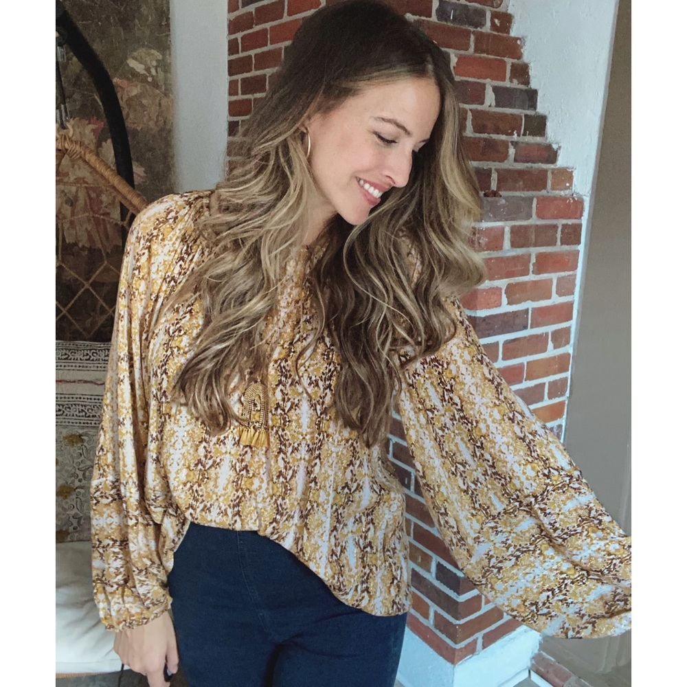 Lightweight Animal Print  Mustard Top 🍂